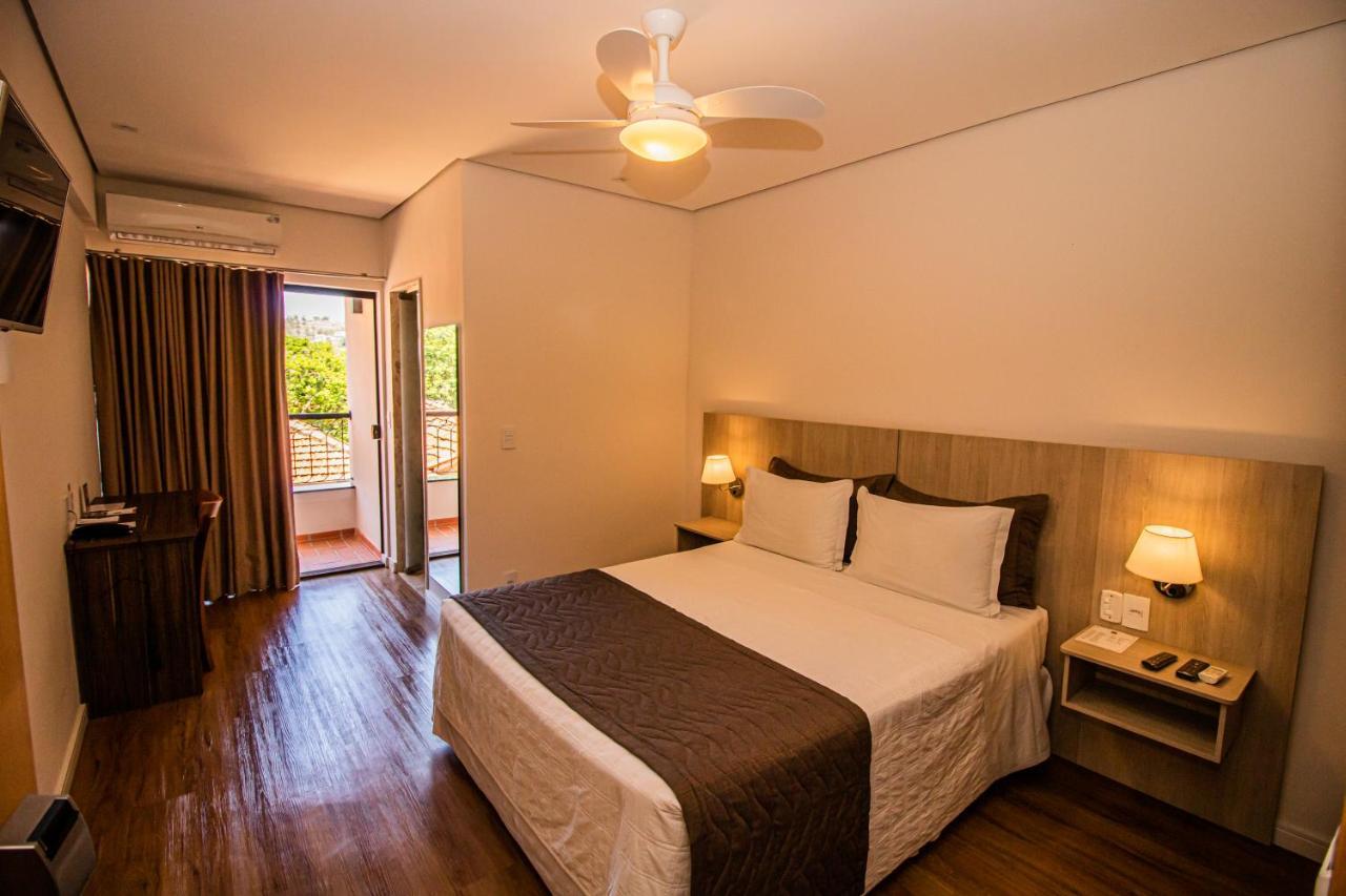 Prado Hotel Amparo  Bagian luar foto