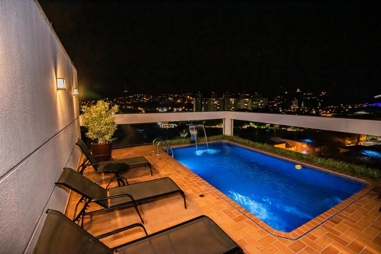 Prado Hotel Amparo  Bagian luar foto